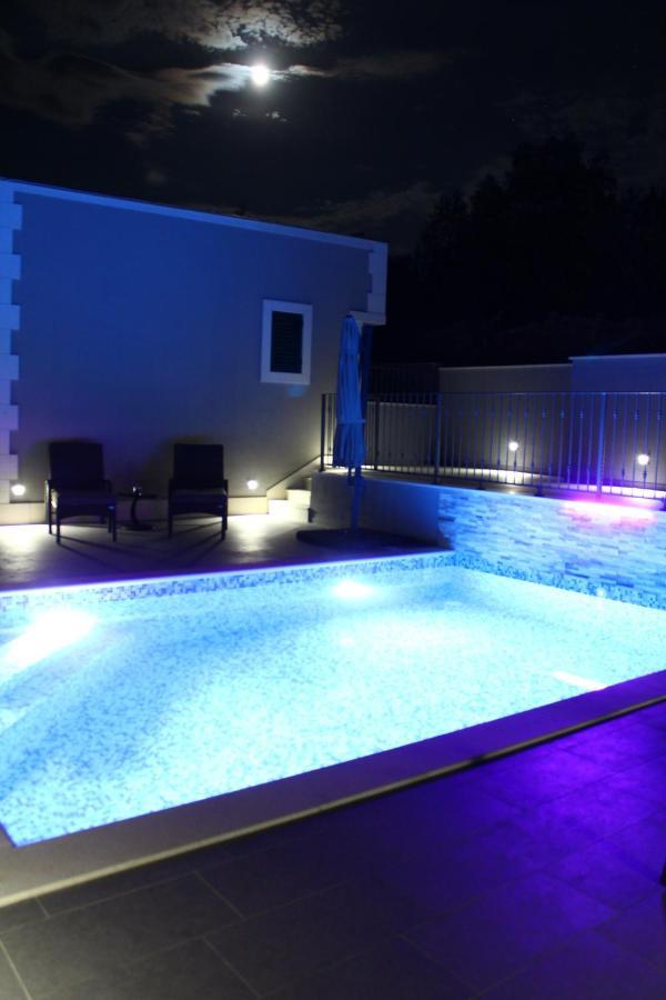 Vacation Home Meri Mirce Exterior foto