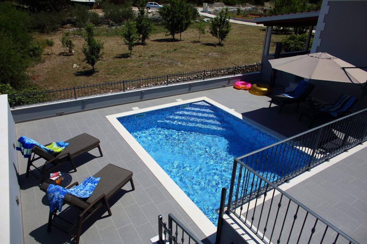 Vacation Home Meri Mirce Exterior foto